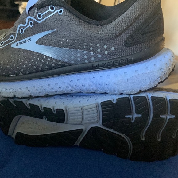 Brooks Glycerin Shoes - Dark Gray with Indigo Blue - Picture 8 of 11